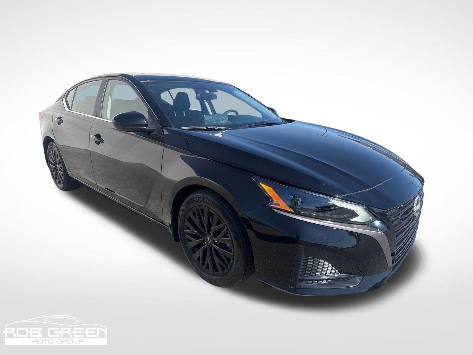 2026 Nissan Altima 2.5 SV in Super Black Clearcoat — front three-quarter view