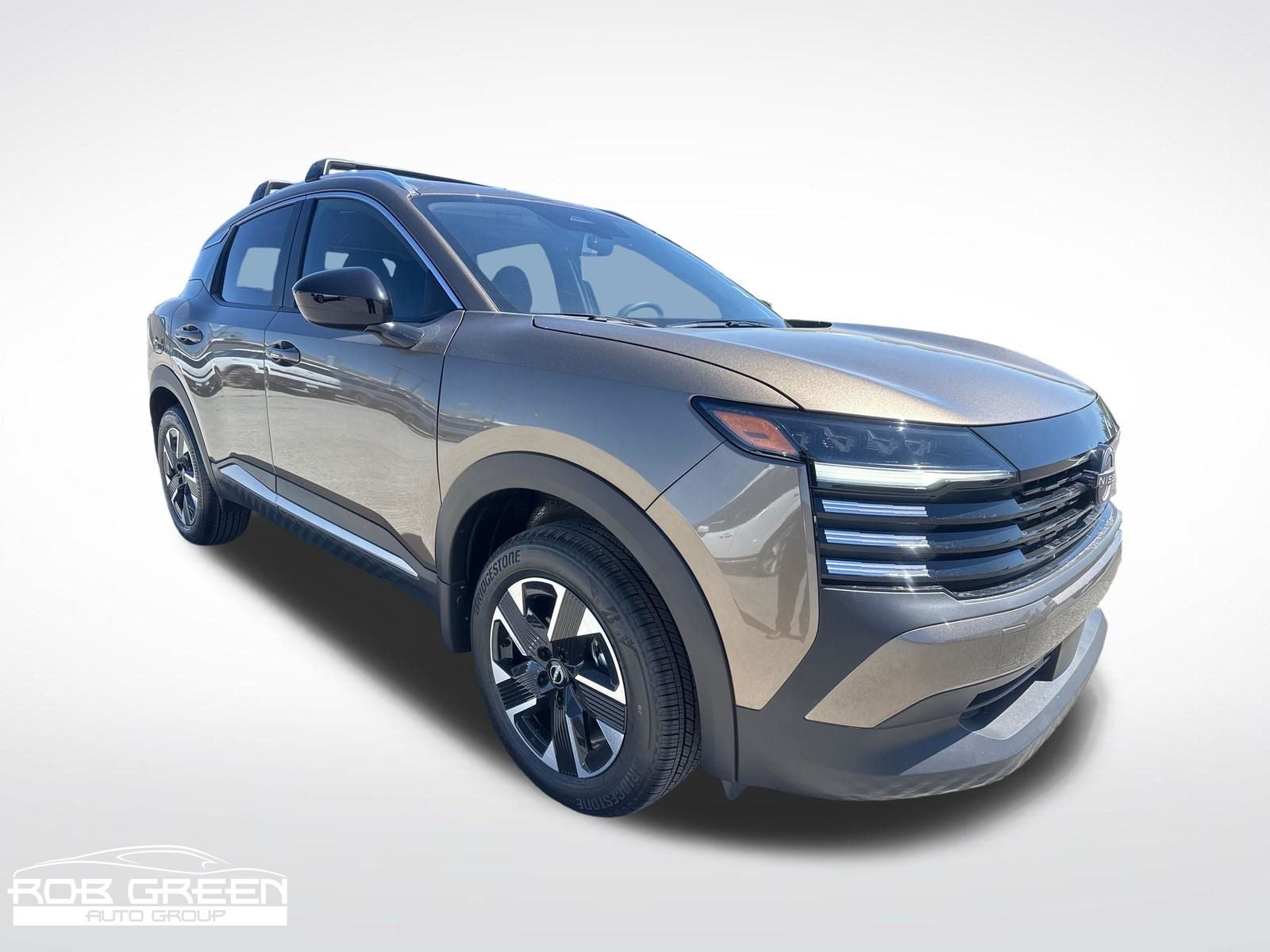 2026 Nissan Kicks SV in Canyon Bronze Metallic — front three-quarter view