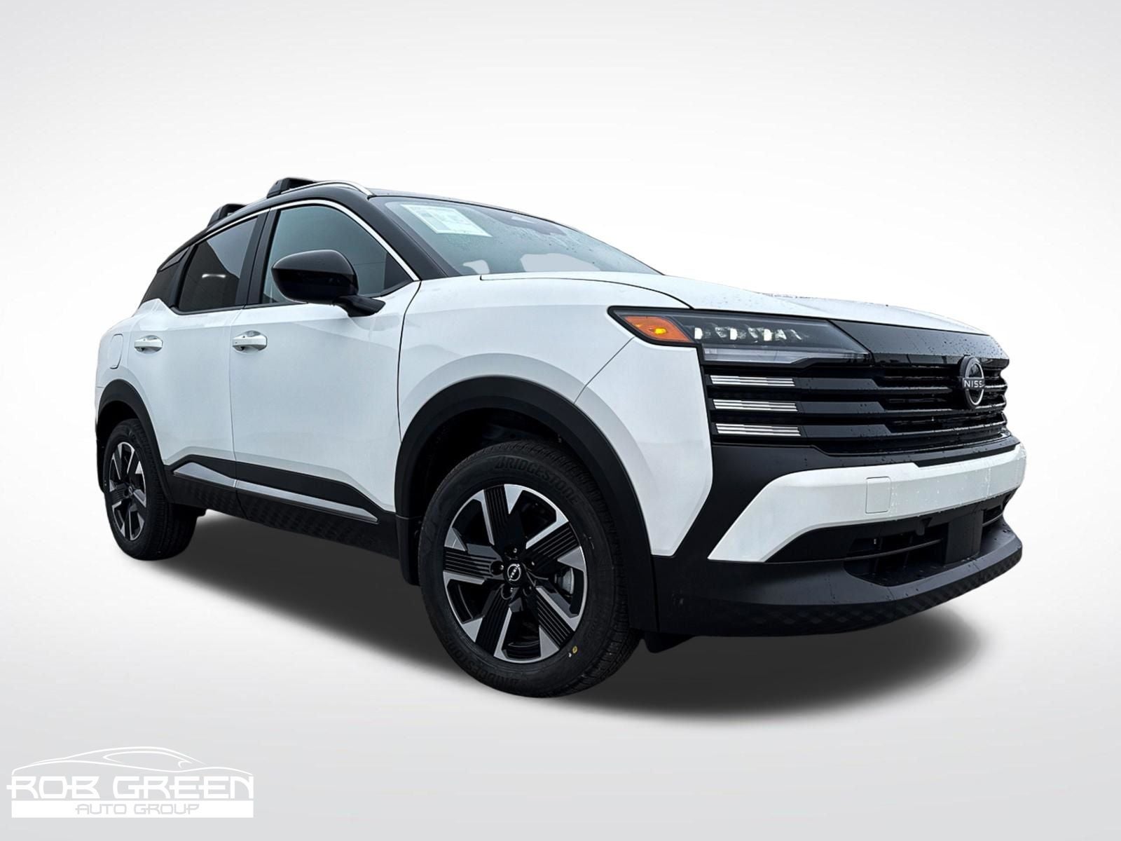 2026 Nissan Kicks SV in Aspen White/Super Black — front three-quarter view
