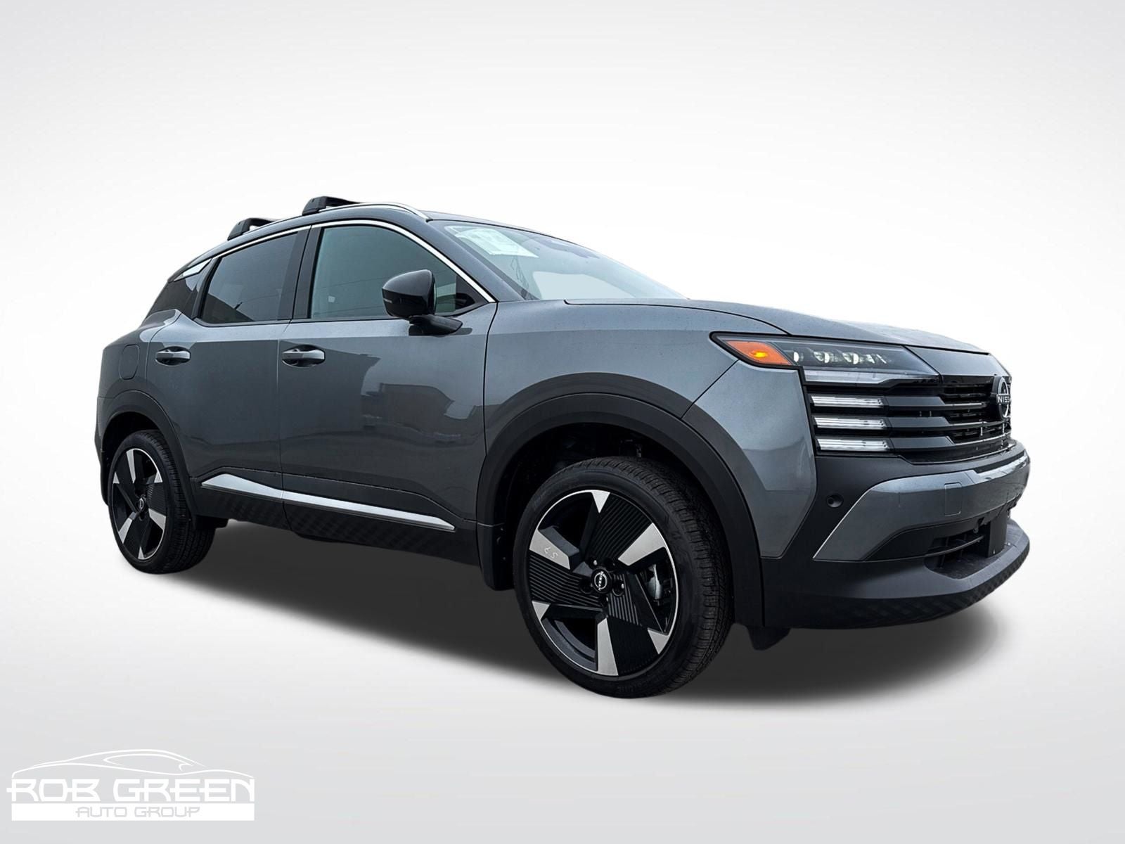 2026 Nissan Kicks SR in Gun Metallic — front three-quarter view