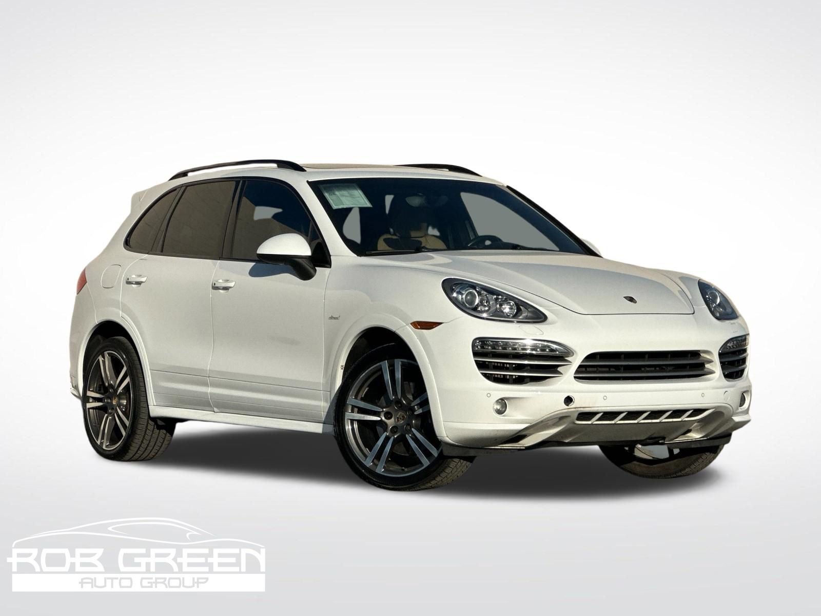 2014 Porsche Cayenne Diesel in White — front three-quarter view